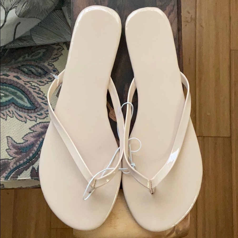 LOFT Outlet Blush Flip-flops